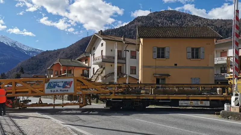 Edolo, lavori sulla ferrovia: nuovi binari per i treni a idrogeno