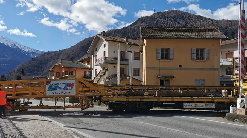 Edolo, lavori sulla ferrovia: nuovi binari per i treni a idrogeno
