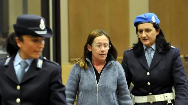 Francesca Brandoli in una foto d'archivio del 27 ottobre 2008. Entrambi condannati per l'omicidio del consorte, si sposeranno: sono Francesca Brandoli, modenese di 38 anni condannata all'ergastolo per aver ucciso il marito; e Luca Zambelli, 42 anni di Sassuolo condannato a diciotto anni per l'assassinio della moglie. ANSA / ARTIOLI