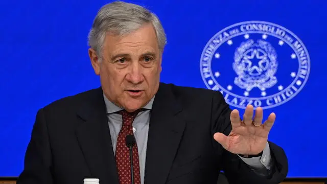 Il ministri degli Affari Esteri, Antonio Tajani, nel corso della conferenza stampa al termine del Consiglio dei Ministri, Roma 28 marzo 2025. ANSA/MAURIZIO BRAMBATTI