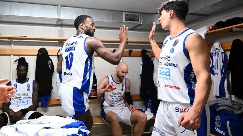 Jason Burnell dopo la vittoria con Trento - Foto M.Ceretti/Ciamillo-Castoria © www.giornaledibrescia.it