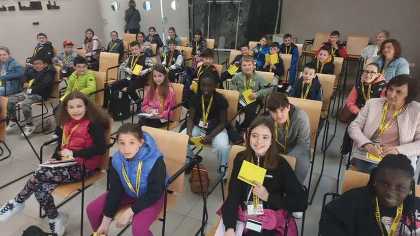 Le quarte e quinte della primaria di Sellero e la quinta della primaria di Ceto