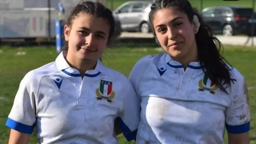 Lia Ardesi e Martina Marini in azzurro - © www.giornaledibrescia.it