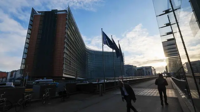 epa11957671 A view of the European Commission headquarters as the commission announces EU countermeasures to US tariffs, in Brussels, Belgium, 12 March 2025. In response to the imposition of new US tariffs on EU steel and aluminium imports, the commission has launched swift and proportionate countermeasures on US imports into the EU. EPA/OLIVIER HOSLET