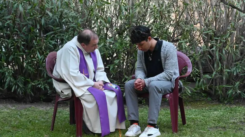 CRONACA BRESCIA GIARDINO DEL VESCOVO VEGLIA DELLE PALME CONFESSIONI PER ALBERTI 12-04-2025 MARCO ORTOGNI NEW EDEN GROUP