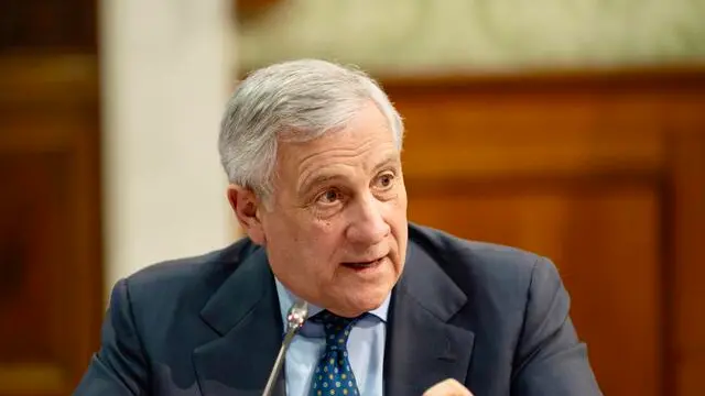 Il vicepremier Antonio Tajani durante l'incontro tra esecutivo e Anm presieduto dalla premier Giorgia Meloni, Roma, 05 marzo 2025. ANSA/ UFFICIO STAMPA PALAZZO CHIGI/ FILIPPO ATTILI +++ ANSA PROVIDES ACCESS TO THIS HANDOUT PHOTO TO BE USED SOLELY TO ILLUSTRATE NEWS REPORTING OR COMMENTARY ON THE FACTS OR EVENTS DEPICTED IN THIS IMAGE; NO ARCHIVING; NO LICENSING +++ NPK +++