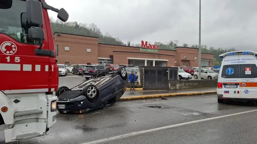 Le due auto coinvolte nell'incidente a Preseglie