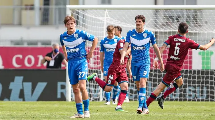 Tramoni e Moreo, qui in biancazzurro - Foto New Reporter Nicoli © www.giornaledibrescia.it