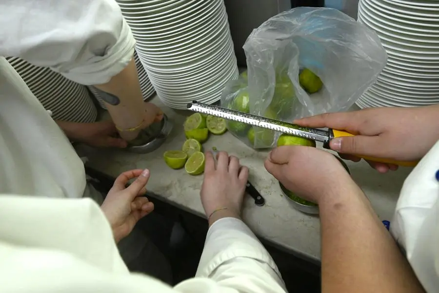 Chef per una notte 2025, serata finale: studenti in cucina