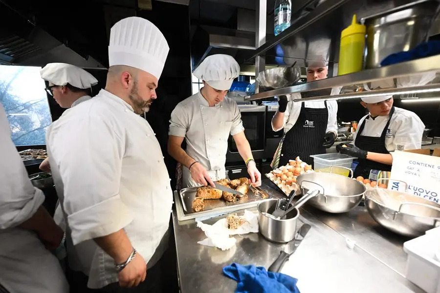 Chef per una notte 2025, serata finale: studenti in cucina