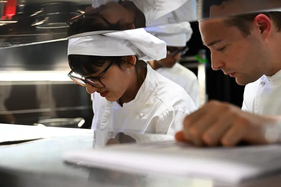 Chef per una notte 2025, serata finale: studenti in cucina