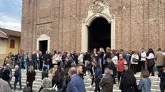 SAMARATE VARESE FUNERALE DI TERESA STABILE UCCISA DAL MARITO VINCENZO GERARDI A SAMARATE