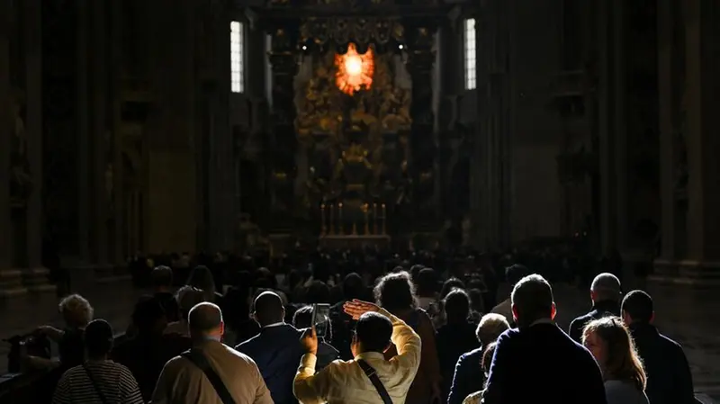Pellegrini bresciani a Roma nella settimana dell'addio al Papa