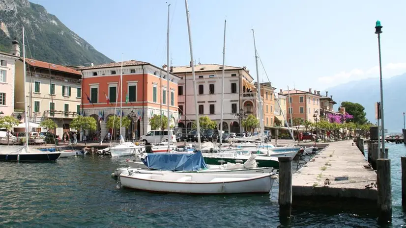 L’ex municipio ospita alcune attività