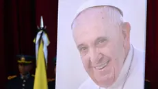 Il ricordo di Papa Francesco a Buenos Aires - Foto Ansa © www.giornaledibrescia.it