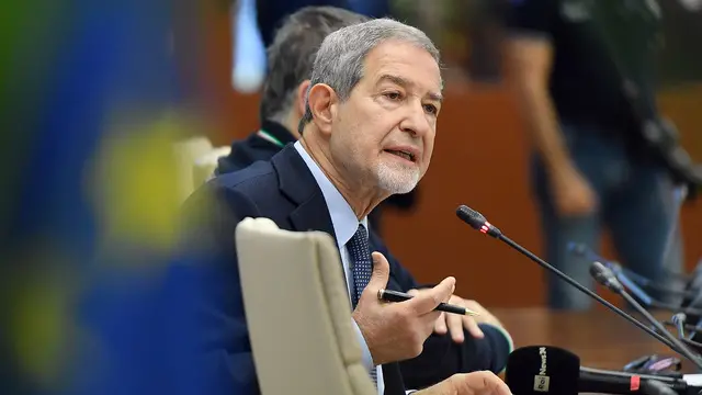 Il ministro per la Protezione Civile e le Politiche del mare Nello Musumeci agli Stati Generali della Protezione Civile nella Sala Pininfarina di Confindustria Roma, 06 aprile 2025 ANSA/FABIO CIMAGLIA