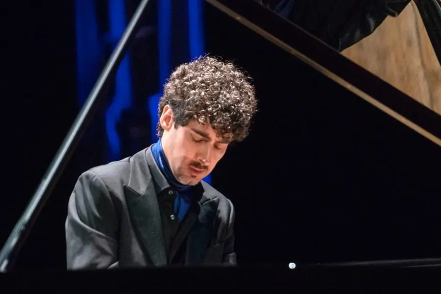 Federico Colli al pianoforte per il Festival Pianistico Internazionale