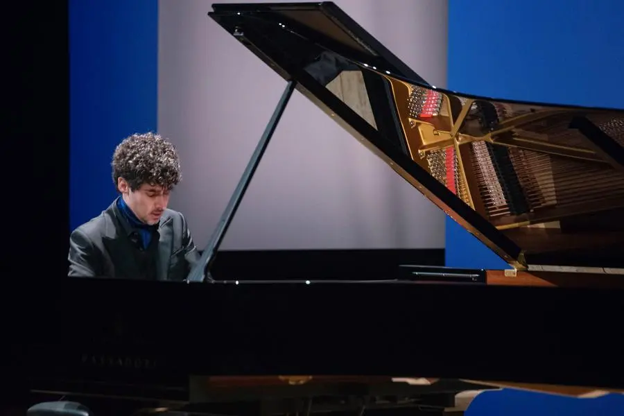 Federico Colli al pianoforte per il Festival Pianistico Internazionale