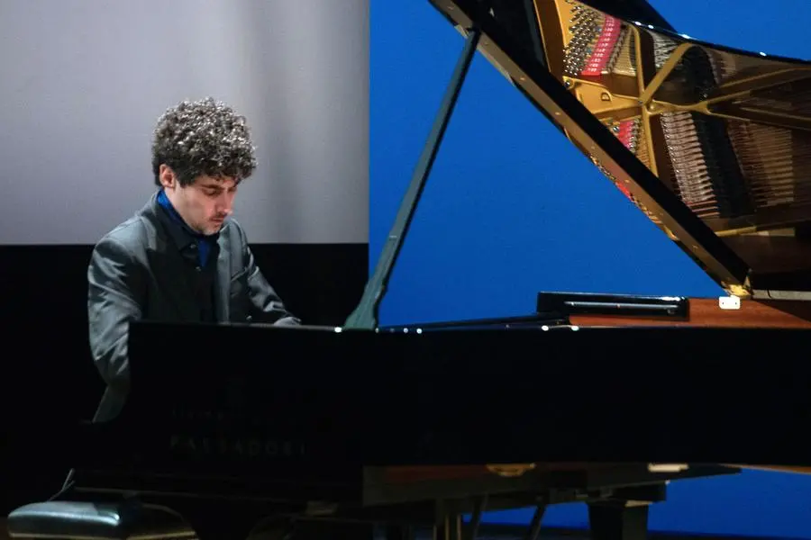 Federico Colli al pianoforte per il Festival Pianistico Internazionale