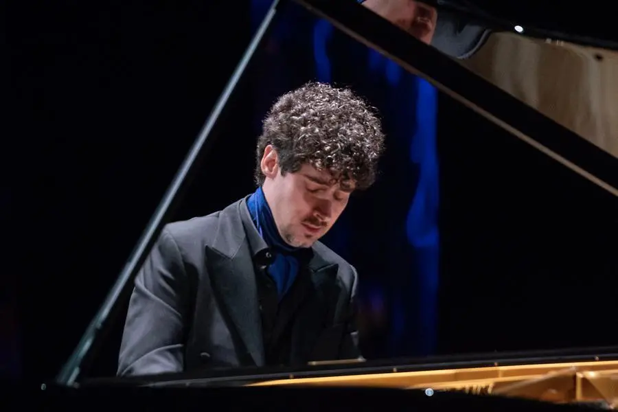 Federico Colli al pianoforte per il Festival Pianistico Internazionale