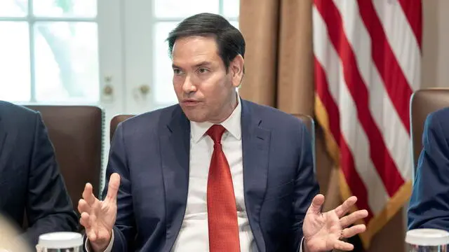epa12065954 US Secretary of State Marco Rubio speaks during a cabinet meeting held by US President Donald Trump, in the Cabinet Room of the White House in Washington, DC, USA, 30 April 2025. EPA/KEN CEDENO / POOL