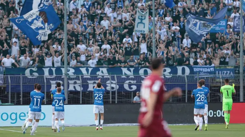 L'abbraccio virtuale dei tifosi alla squadra - Foto New Reporter Comincini © www.giornaledibrescia.it