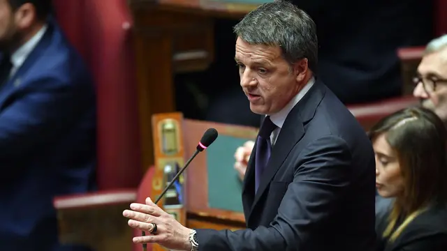 Il leader di Italia Viva Matteo Renzi interviene durante la cerimonia di Commemorazione di Papa Francesco a Camere riunite nell’Aula della Camera dei Deputati Roma, 23 aprile 2025 ANSA/FABIO CIMAGLIA