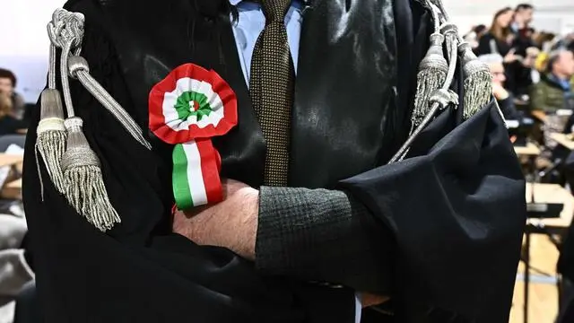 Sciopero dej Magistrati genovesi a Palazzo di Giustizia. L'attore Antonio Albanese leggera' un testo di Pietro Calamandrei. Genova, 27 febbraio 2025. ANSA/LUCA ZENNARO