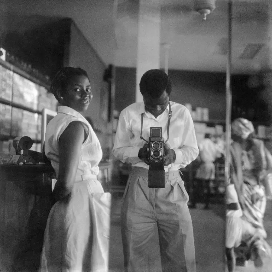 L'esposizione del collettivo ghanese blaxtarlines kumasi a Apalazzogallery