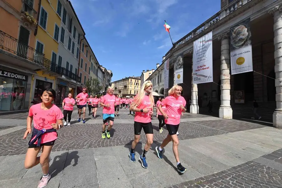 A Brescia si corre la Strawoman