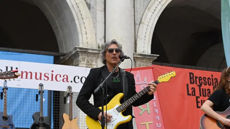 Mille chitarre in piazza 2025