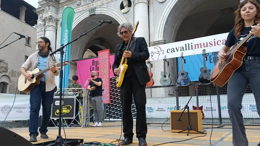 Mille chitarre in piazza 2025