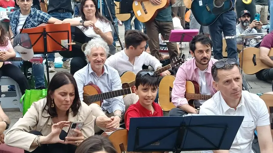 Mille chitarre in piazza 2025