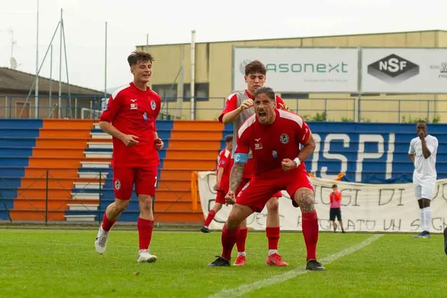 Serie D, Ospitaletto-Crema 3-3