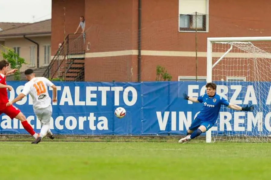 Serie D, Ospitaletto-Crema 3-3
