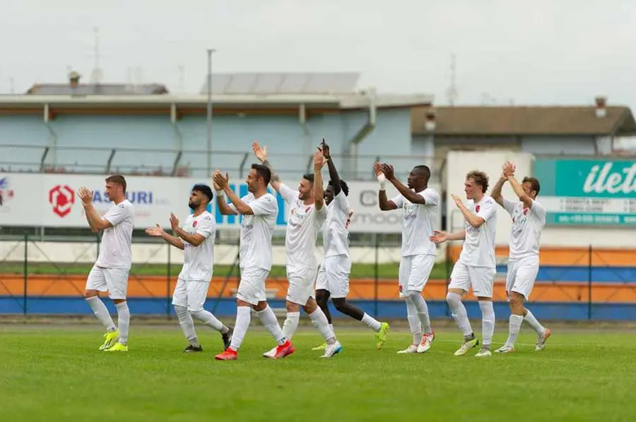 Serie D, Ospitaletto-Crema 3-3