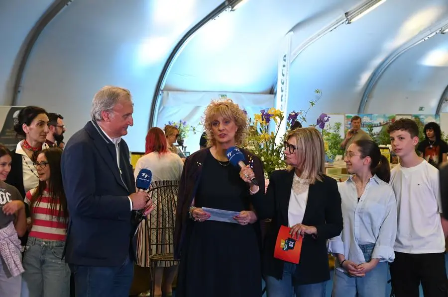 GAVARDO IN PIAZZA CON NOI  REDAZIONE PROVINCIA 01-05-2025 GABRIELE STRADA NEW EDEN GROUP 