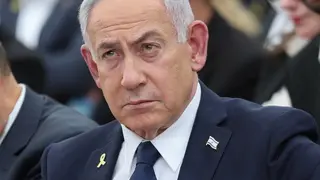 epa12062666 Israeli Prime Minister Benjamin Netanyahu during the annual ceremony at the eve of Israel’s Remembrance Day for fallen soldiers (Yom HaZikaron) at the Yad LaBanim Memorial in Jerusalem, 29 April 2025. Israel marks Yom HaZikaron, the 'Memorial Day for the Fallen Soldiers of Israel and Victims of Terrorism'. EPA/ABIR SULTAN / POOL