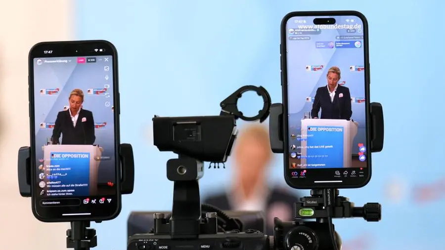 Le telecamere riprendono Alice Weidel, leader di AfD - Foto Ansa © www.giornaledibrescia.it