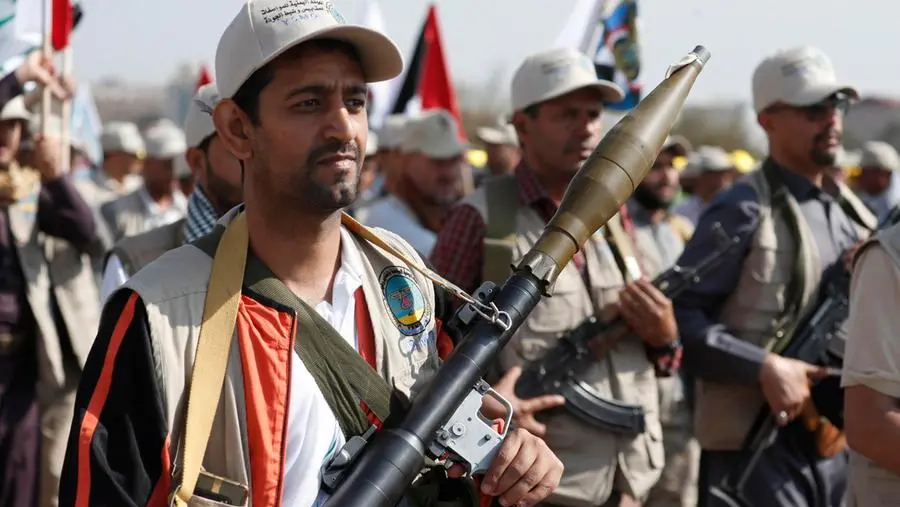 Miliziani armati del gruppo Houthi - Foto Ansa © www.giornaledibrescia.it