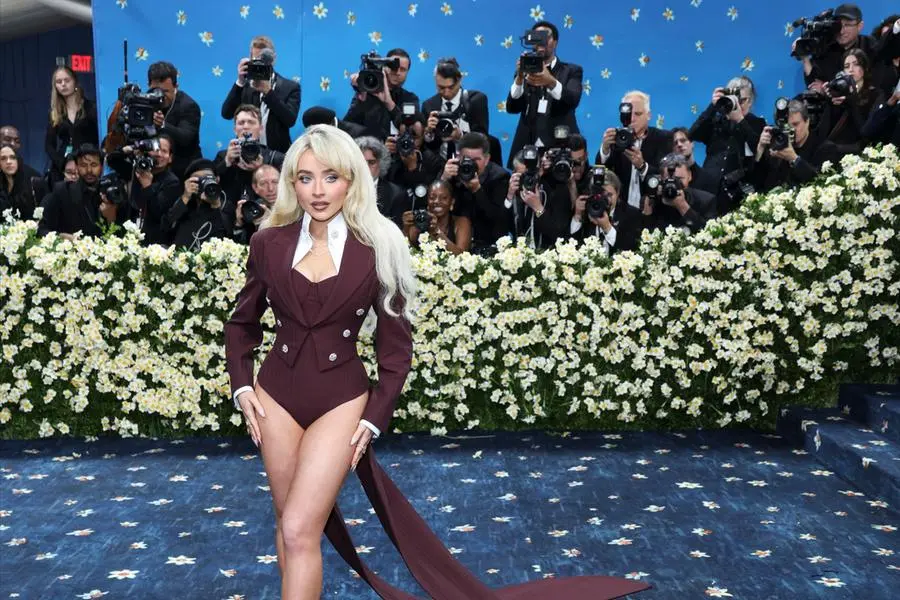 Met Gala 2025, le star sul red carpet