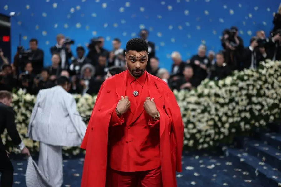 Met Gala 2025, le star sul red carpet