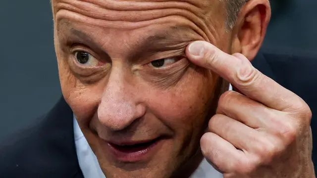 epaselect epa12077381 Designated German Chancellor Friedrich Merz attends the election of German Chancellor at the Bundestag in Berlin, Germany, 06 May 2025. The new German government will be formed between the Union parties of Christian Democratic Union (CDU) and Christian Social Union (CSU) and the coalition partner Social Democratic Party (SPD). EPA/FILIP SINGER