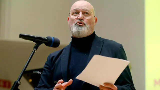 Il Presidente della Regione Emilia Romagna Stefano Bonaccini partecipa all'evento "L'Europa che vogliamo", terzo appuntamento di Energia Popolare presso palazzo Lombardia a Milano, 10 marzo 2024. ANSA/MOURAD BALTI TOUATI