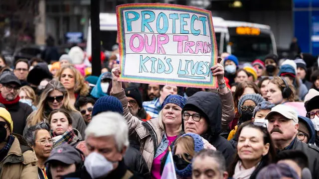 epa11883638 People participate in a rally organized under the title 'Rise Up for Trans Youth' to show support for gender nonconforming youth in Union Square in New York, New York, USA, 08 February 2025. The rally was called in response to a substantial shift in federal policy in regards to gender identity under the new Trump administration. EPA/JUSTIN LANE