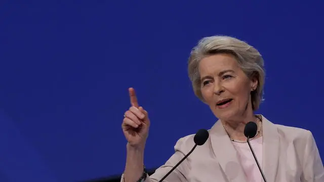 epa12063126 President of the European Commission Ursula von der Leyen delivers a speech during the opening ceremony of the European People's Party Congress in Valencia, eastern Spain, 29 April 2025. EPA/KAI FORSTERLING