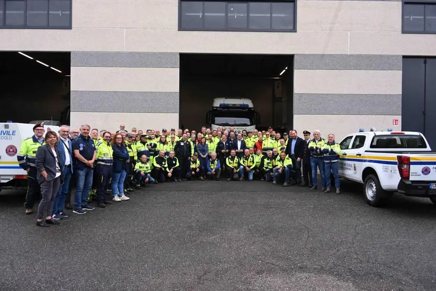 Roncadelle, Romano La Russa in visita al Centro polifunzionale di emergenza della Protezione Civile
