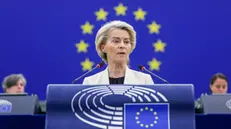 epa12079314 Ursula von der Leyen, European Commission President, speaks during a debate on 'EU support for a just, sustainable and comprehensive peace in Ukraine' at the European Parliament in Strasbourg, France, 07 May 2025. The current plenary session runs from 05 to 08 May 2025. EPA/RONALD WITTEK