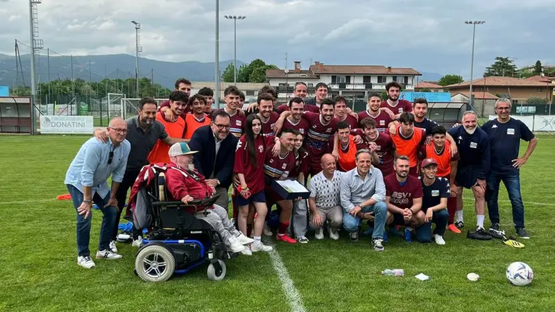 La sorpresa degli ex compagni: l’ultima in maglia Bedizzolese - © www.giornaledibrescia.it