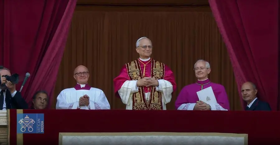 Robert Francis Prevost è papa Leone XIV: le prime immagini